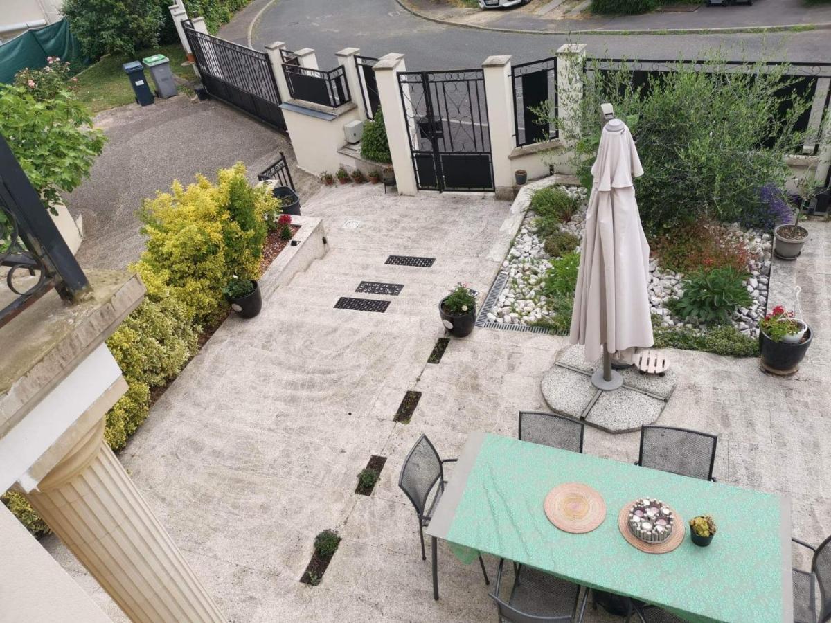 Chambre Au Calme Domont Exterior foto